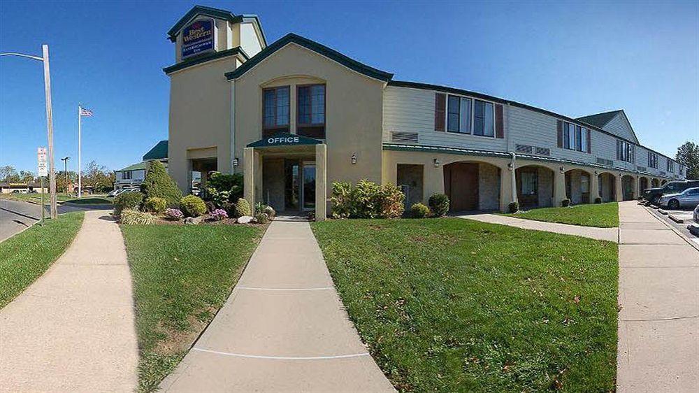 Surestay Hotel By Best Western East Brunswick Exterior foto